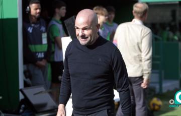 Paco López en el Martínez Valero (Foto: La Liga)