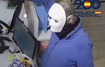 Imagen del asaltante obtenida durante el atraco