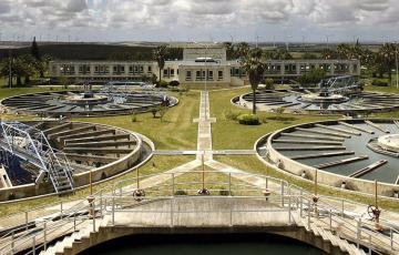 Planta del Consorcio de Aguas de la Zona Gaditana en una imagen de archivo