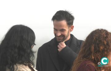 El portavoz de AIG, David de la Cruz, atendiendo a la prensa. 