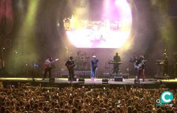 Conciertos en el Muelle Reina Victoria de la ciudad. 