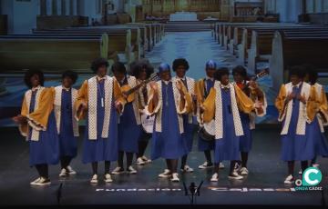 La chirigota juvenil, 'Los del Góspel dao' abre la final juvenil del COAC 2025.