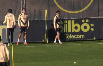 La plantilla cadista ejercitandose en El Rosal