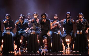 Chirigota, Comparsa Los calaíta ( fuimos a por tabaco) una chirigota de toda la vida