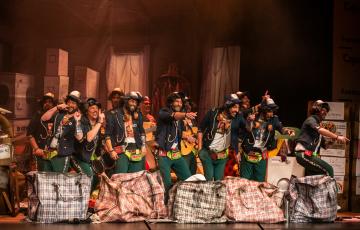 Chirigota, Quien guarda, halla