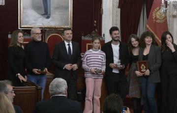 Recepción oficial a los pregoneros del Carnaval, el Dios Momo y las Hércules de Oro