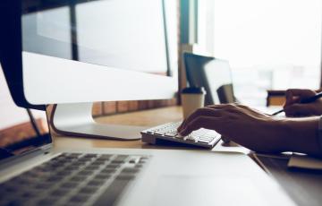 El IFEF refuerza su compromiso para facilitar el acceso al empleo a los mayores de 45 años o desempleados. 