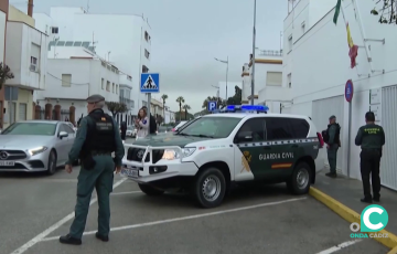 Agentes en Barbate en una imagen de archivo