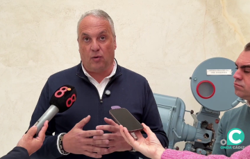 El secretario general socialista en la provincia atiende a los medios de comunicación en una imagen de archivo