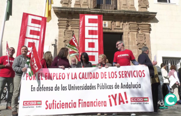 Imagen de la manifestación este jueves ante el rectorado