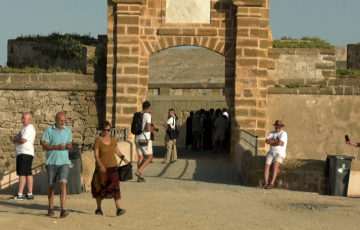Una de las entradas interiores de la fortificación