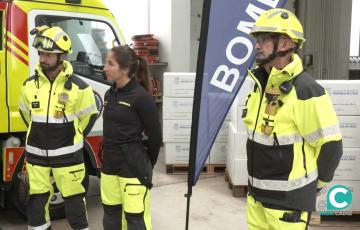 El Consorcio de Bomberos de la provincia incorpora nuevo vestuario para condiciones climatológicas adversas.