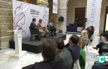 Un momento de la charla '¿Sigue vigente la Constitución?.