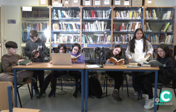 El IES Cornelio Balbo de Cádiz desarrolla el Club de Lectura haciendo partícipe al alumnado. 