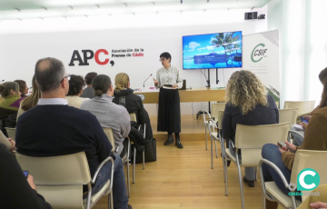 Un momento de una de las intervenciones durante el encuento