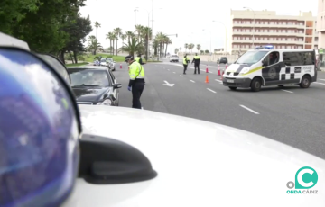 Patrullas a la entrada de Cortadura en una imagen de archivo