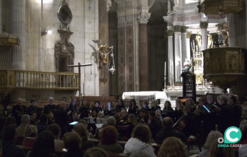 El primer templo de la ciudad registró una gran acogida de público para el acontecimiento