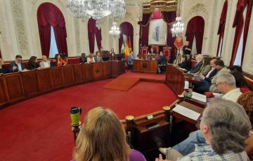 Pleno extraordinario del Ayuntamiento de Cádiz sobre resolución de reclamación presentada y aprobación definitiva del Presupuesto General para el ejercicio 2025.