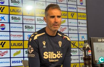 Garitano durante su comparecencia de prensa en la Ciudad Deportiva Bahía de Cádiz