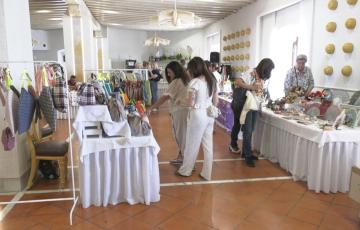 Un mercadillo que pone corazón a la primavera.