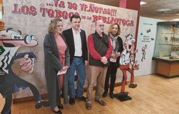  El alcalde de Cádiz, Bruno García, acompañado de la teniente de alcalde de Cultura del Ayuntamiento de Cádiz, Maite González, han inaugurado la exposición. 