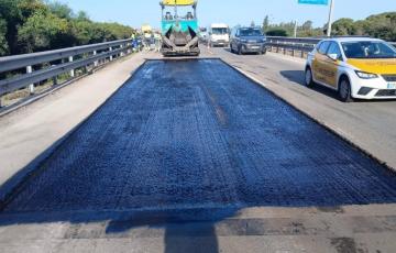 Obras de rehabilitación del firme de la autovía A-48 entre Chiclana y Vejer.