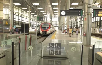 Interior de la estación de Renfe de Cádiz capital.