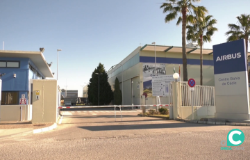 Entrada a la factoría de aeronaútica en Puerto Real