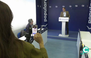 El diputado nacional del PP, Pedro Gallardo, durante la rueda de prensa este lunes