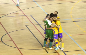 Los jugadores gaditanos quieren darse una alegría en su adios en el pabellón Ciudad de Cádiz