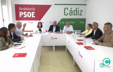 Ruiz Boix con los secrfetario de los sindicatos para preparar la movilización del 1 de Mayo