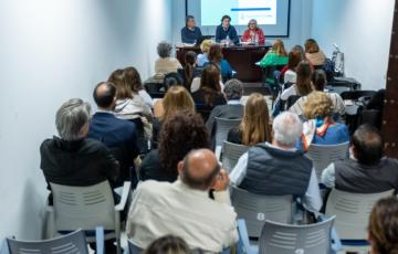 Momento de la reunión con entidades sociales de la ciudad. 