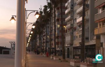 Imagen del paseo marítimo de Cádiz tras el apagón del pasado lunes 28 de abril. 