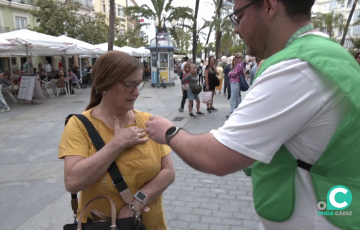 Las clásicas huchas portadas por los voluntarios tomaron las calles de la ciudad en esta particular jornada