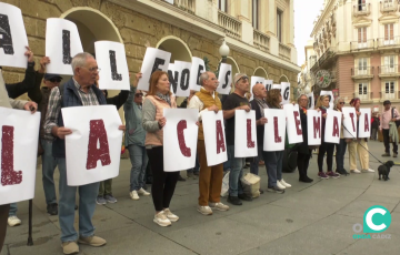 Movilización en Cádiz por el fallecimiento de una persona sin hogar en la calle en una imagen de archivo