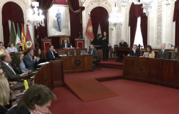 Pleno del Ayuntamiento de Cádiz en una imagen de archivo
