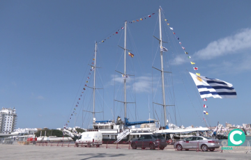 El navio charrúa en el muelle gaditano este viernes
