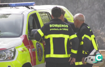 Bomberos en el incendio de Las Canteras de 2023