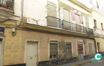Imagen del inmueble situado en la calle Calderón de la Barca