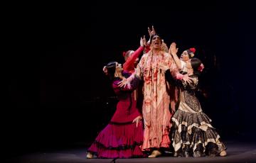 Manuel Liñán vuelve a Cádiz con el legendario 'Viva!'.