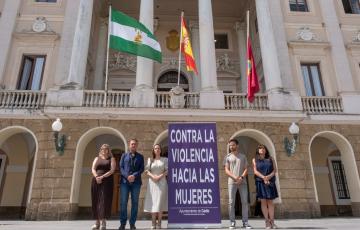 Un momento del acto en la plaza de San Juan de Dios