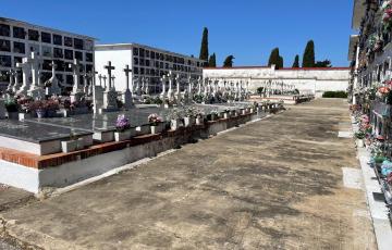 Imagen del interior del cementerio de Jerez de la Frontera 