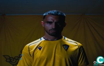 El jugador cumple su ilusión de vestir de amarillo