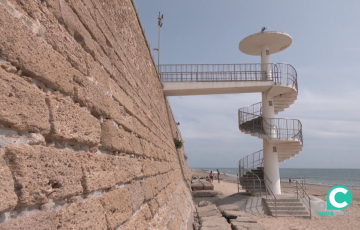 imagen de la bajada del paseo marítimo tras la intervención