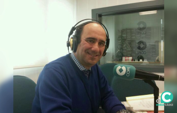 Bernal ha sido colaborador de la Cadena COPE durante décadas en la cobertura del Carnaval y de la Semana Santa