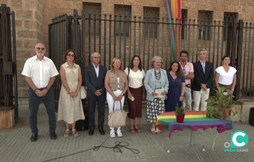 Participantes tras el final del acto 