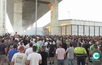 Un momento de la concentración de la mañana de este lunes
