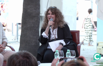 La poeta nicaragüense Gioconda Belli fue la encargada de inaugurar la cita