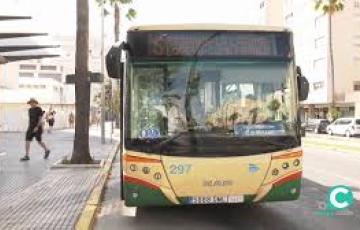 Décimo día de huelga indefinida de autobuses.