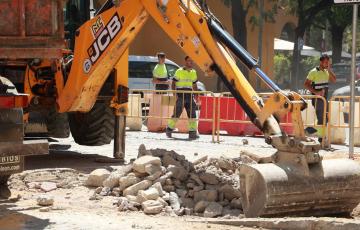 Trabajadores de la construcción en una obra.
